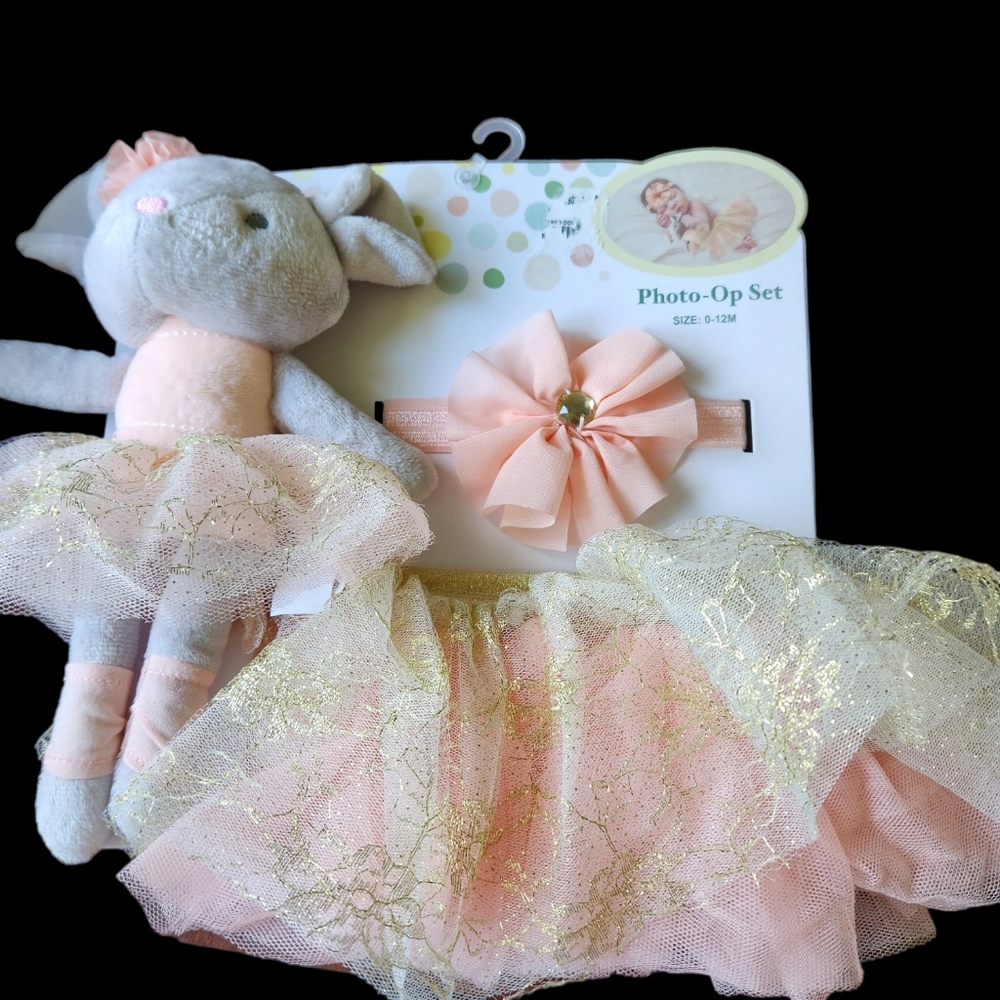 Little Me newborn girl photo-op set Brand new